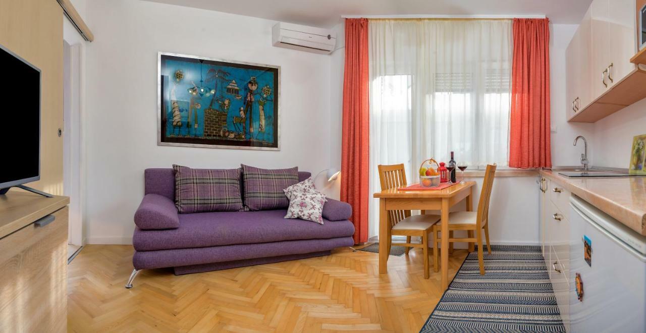 Apartments Emi Spalato Esterno foto